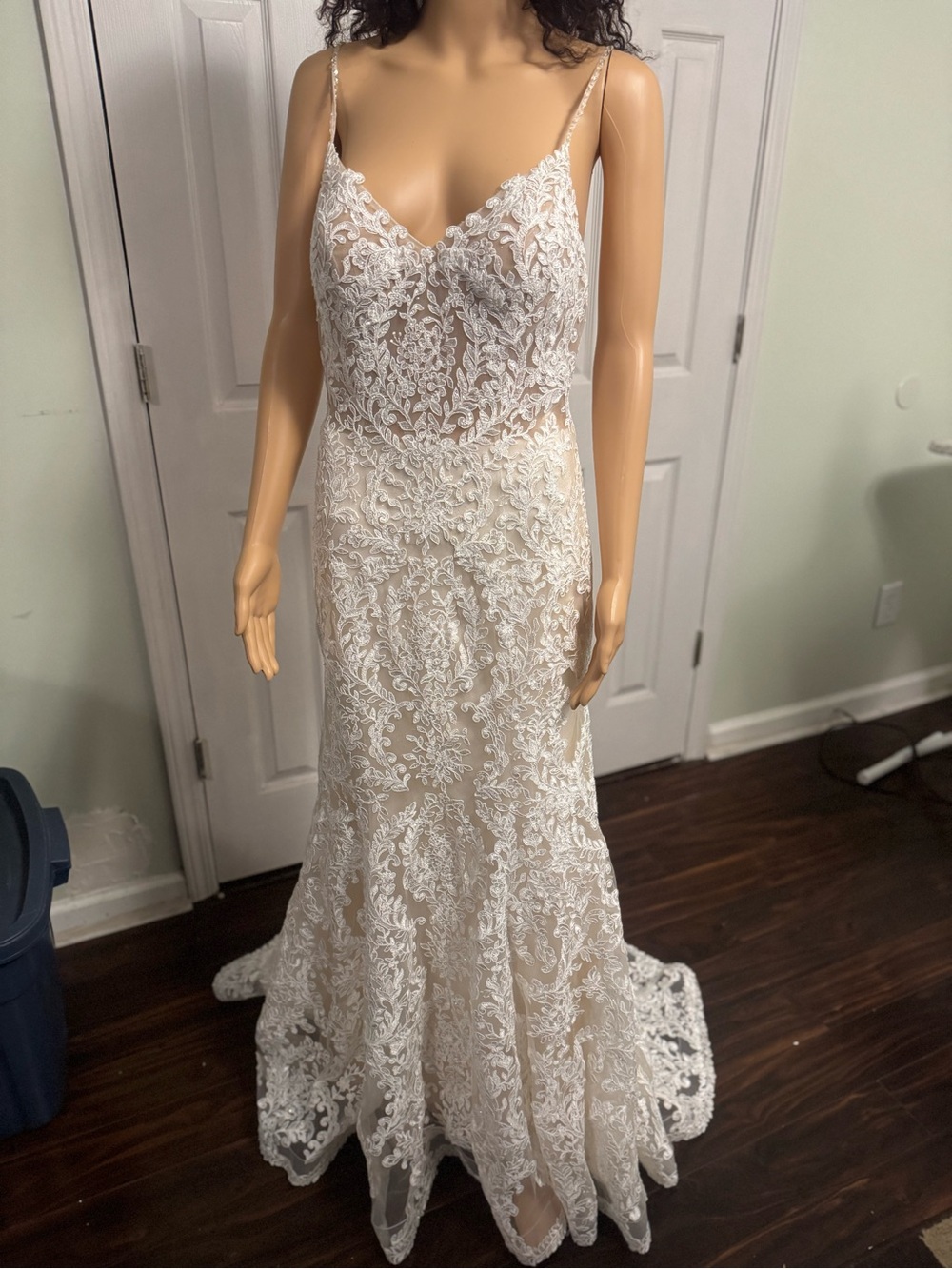 ellie wilde Ivory Lace Spaghetti Strap Wedding Gown